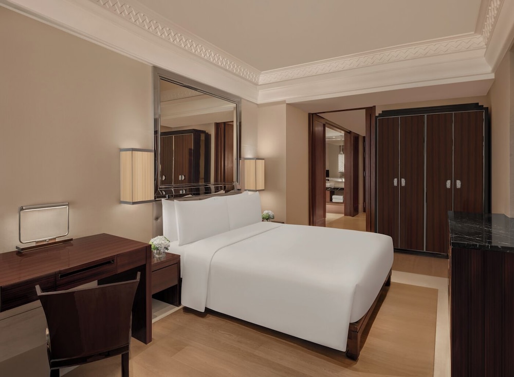 Executive Room, 1 King Bed