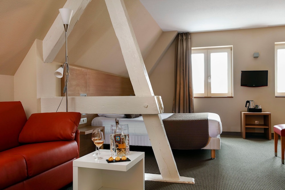 Superior Room, 1 Queen Bed