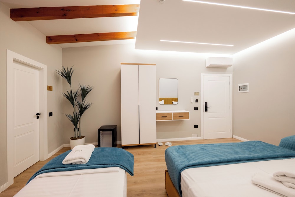 Family Room, Sea View