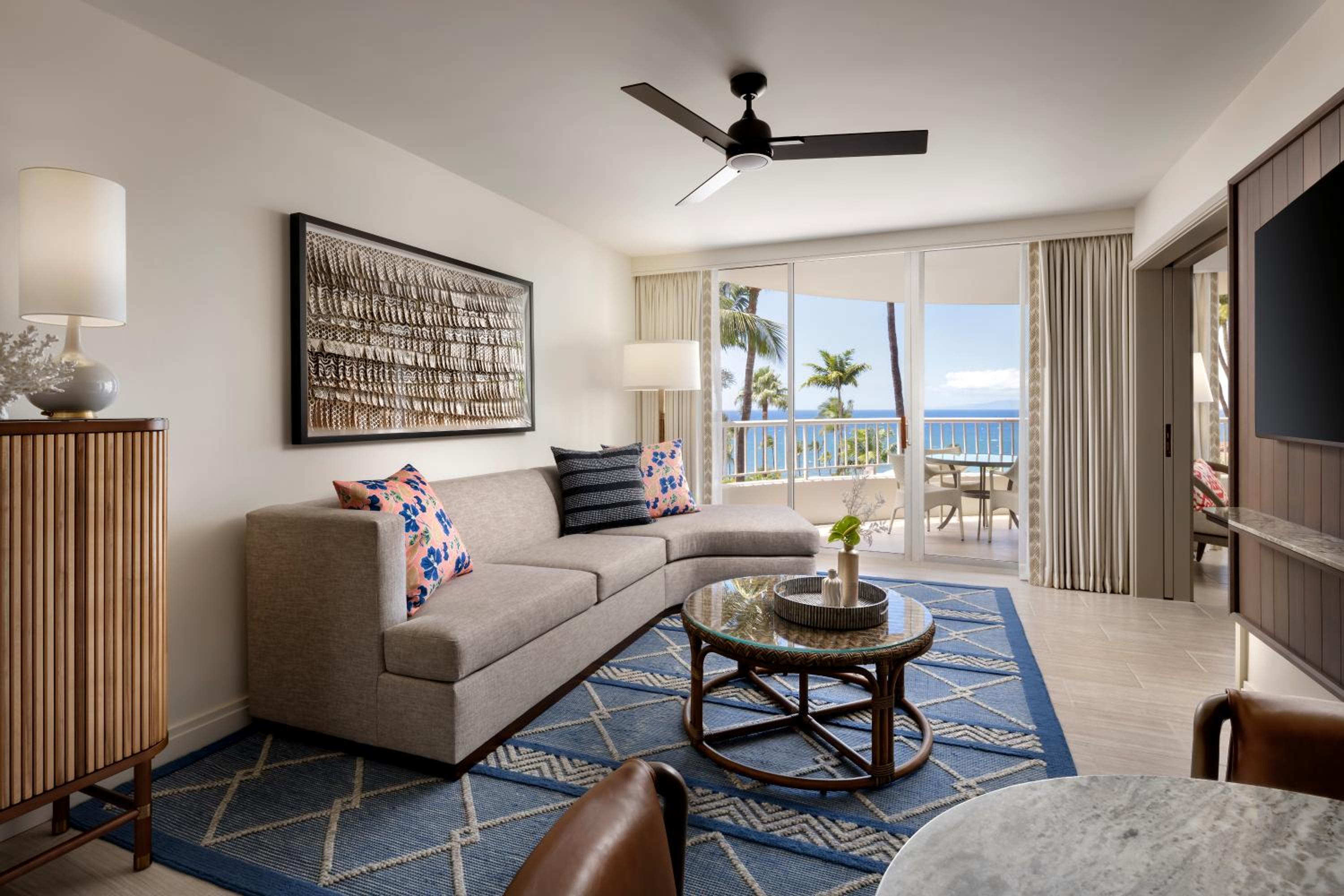 Deluxe Corner Suite with Two Double Beds, Sofa Bed and Ocean View