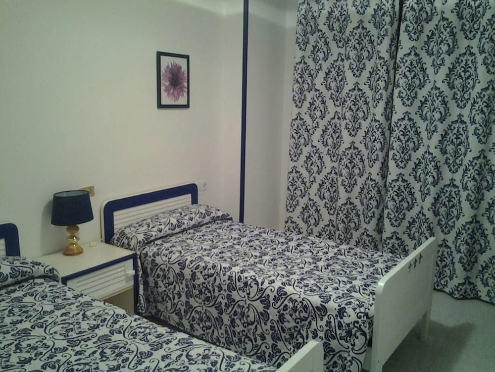 Twin Room, Private Bathroom