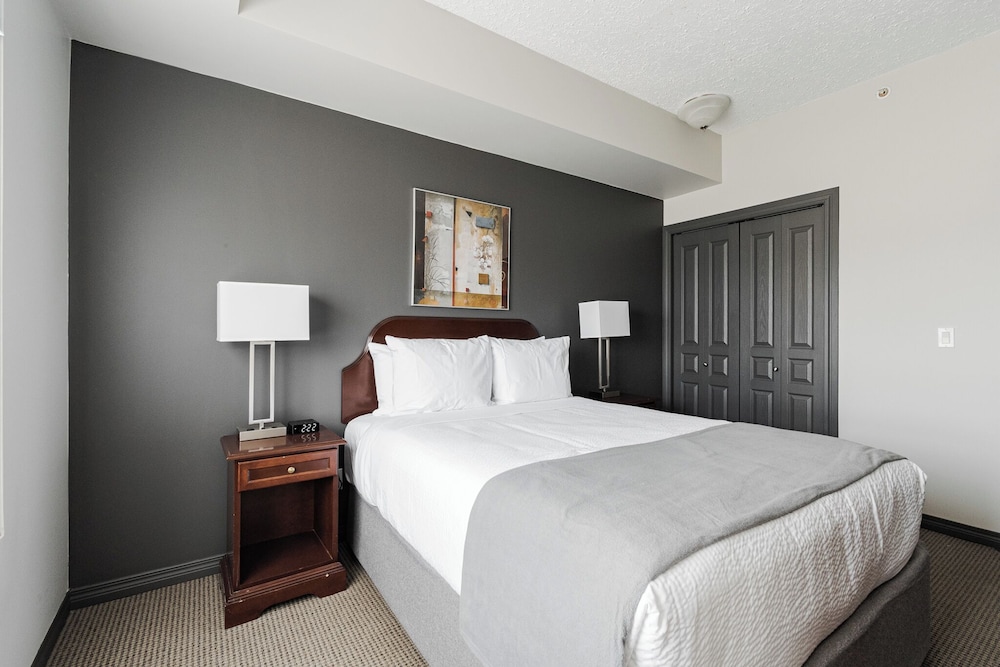 Suite, 1 Bedroom, Kitchen photo 1
