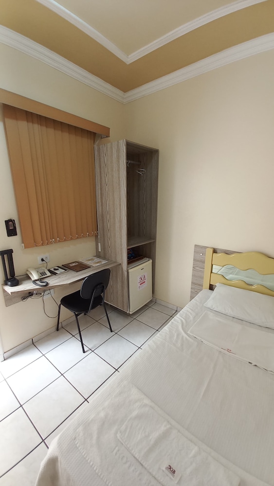 Standard Room, 1 Twin Bed, Non Smoking, Ensuite photo 2
