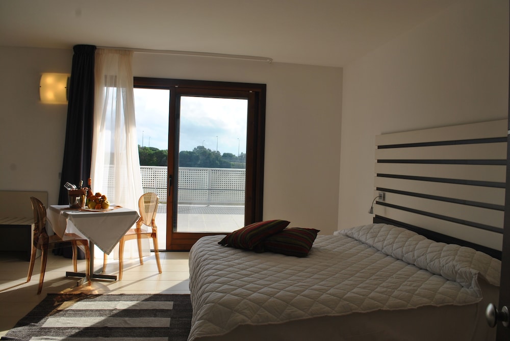 Suite, Jetted Tub (Terrace) photo 2