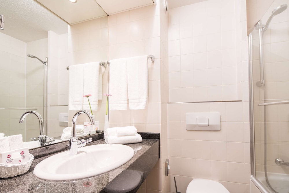Standard Room, 1 Double Bed (Converts to 2 Twin Beds)