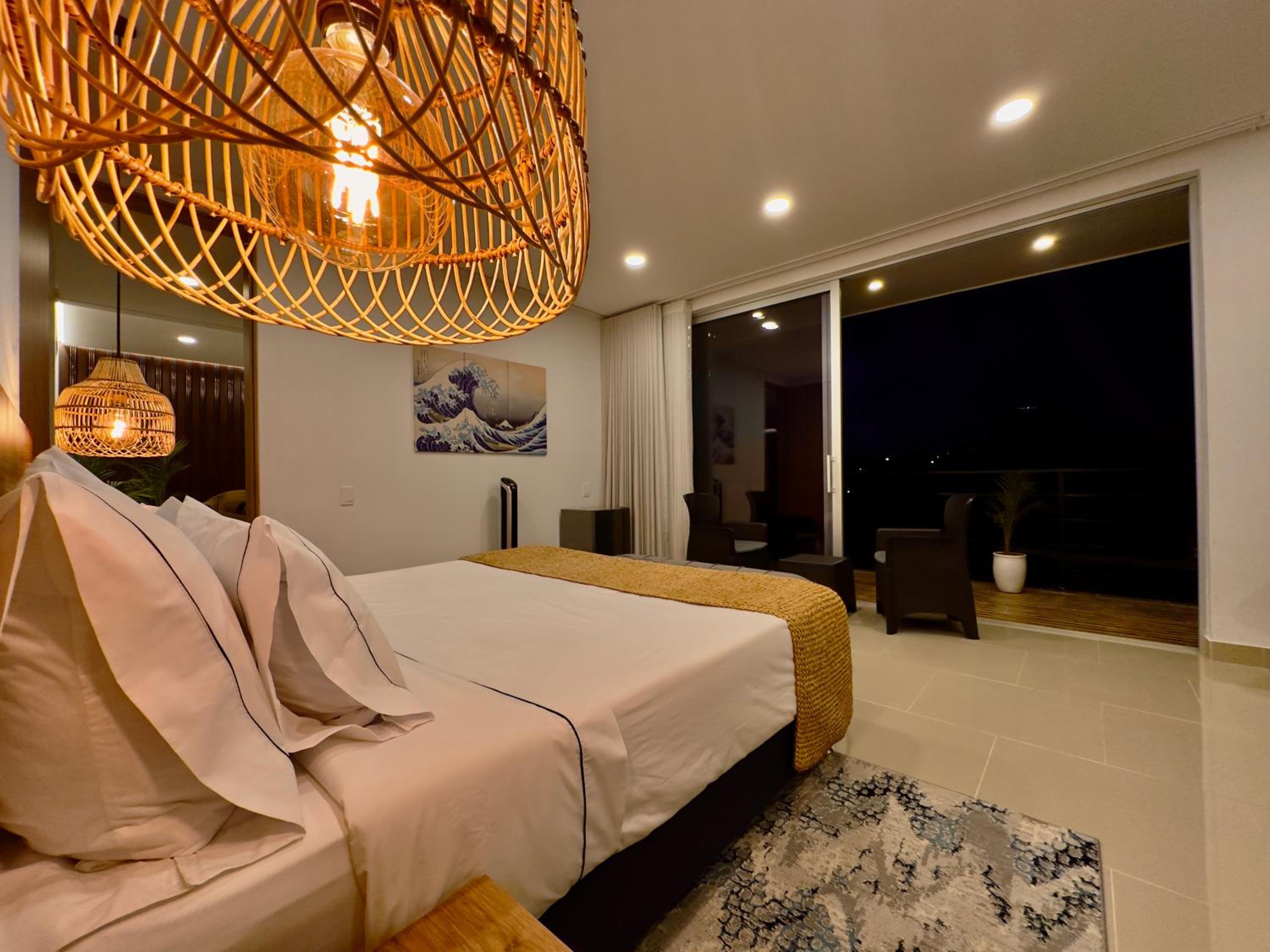 King Suite with Spa Bath photo 2