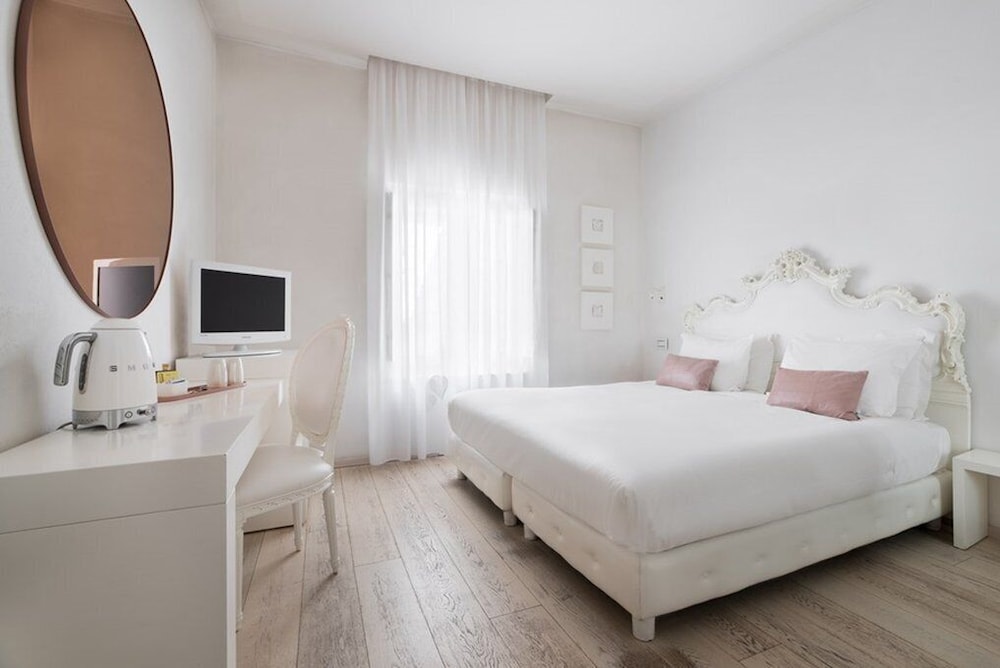 Double Room Single Use