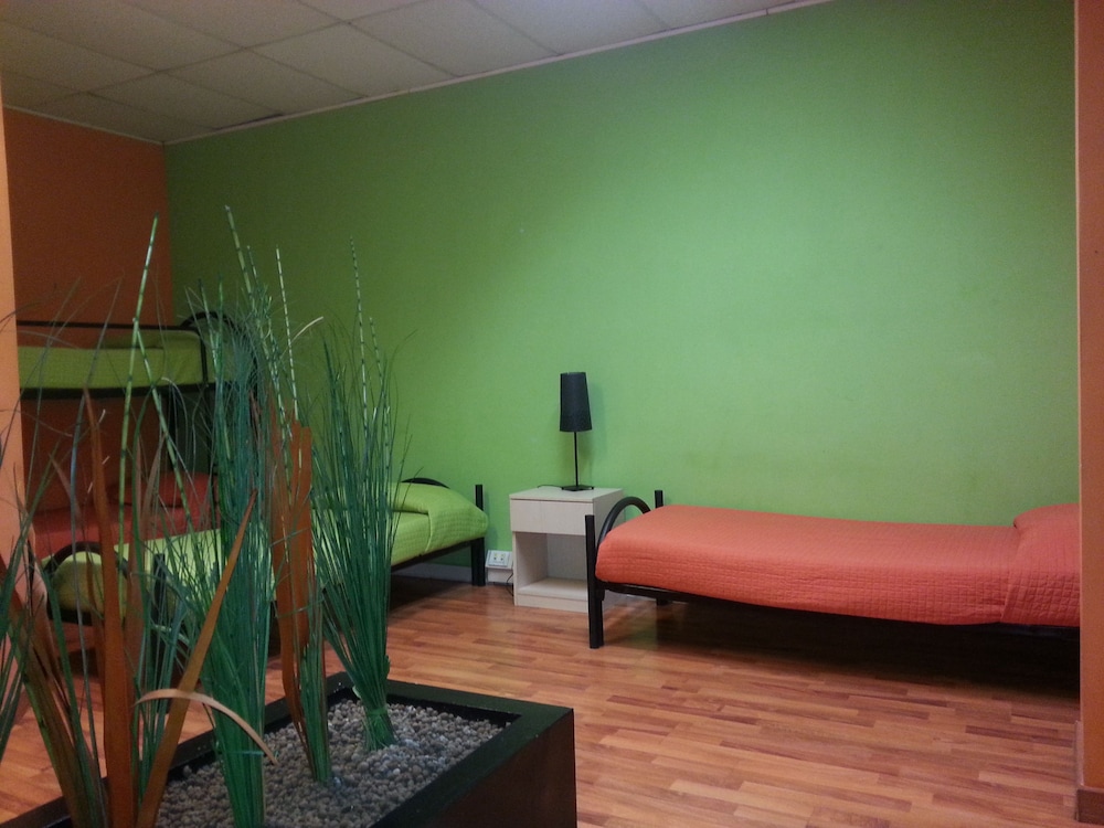 Basic Triple Room, Private Bathroom