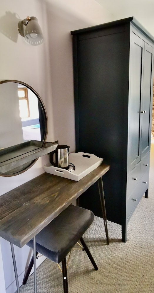 Family Room, Ensuite - Photo 4