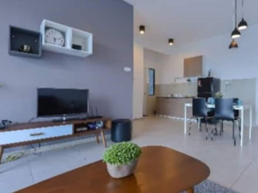 Deluxe Apartment, 2 Bedrooms photo 2