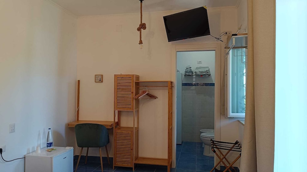 Double or Twin Room photo 3
