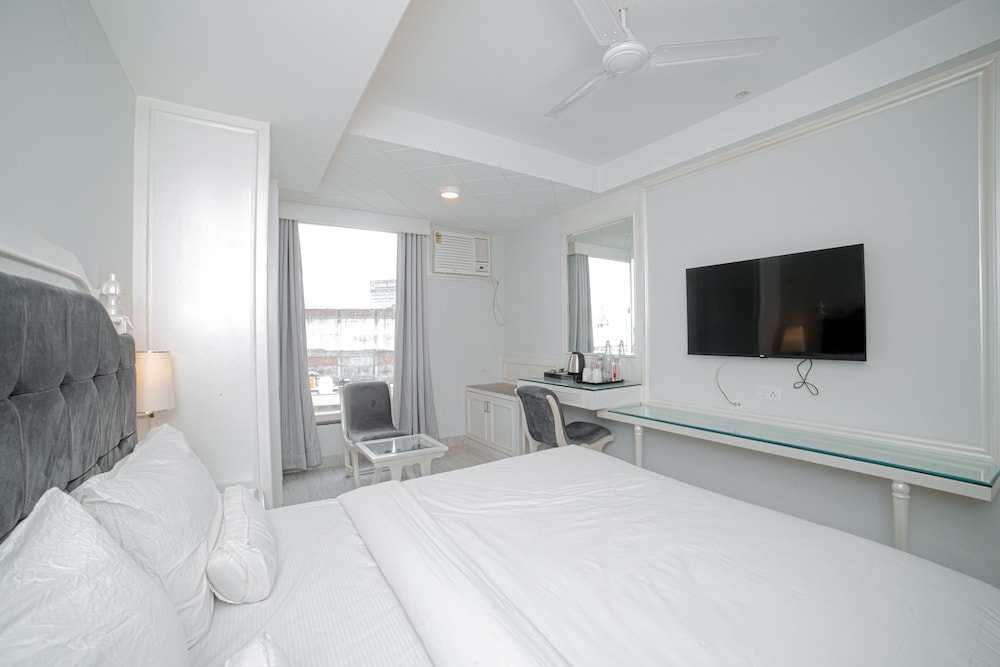 Standard Double Room - Photo 7