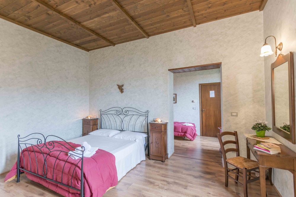 Quadruple Room photo 1
