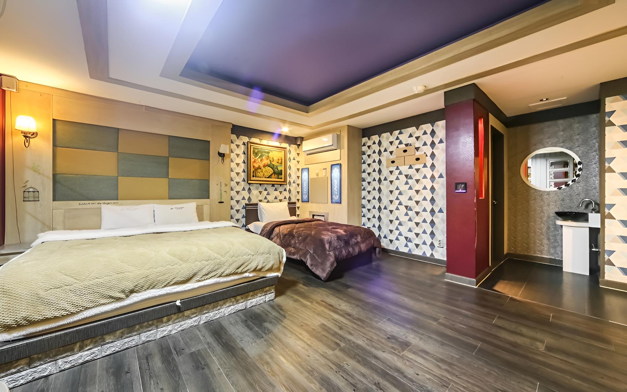 Room (VIP) - Photo 5