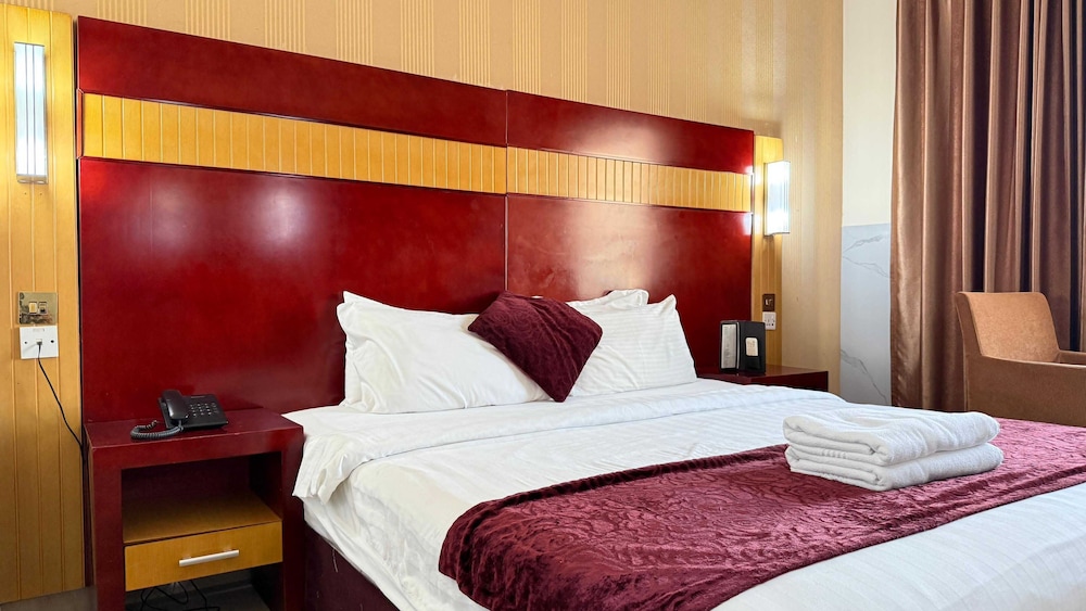 Standard Double Room, 1 King Bed photo 2