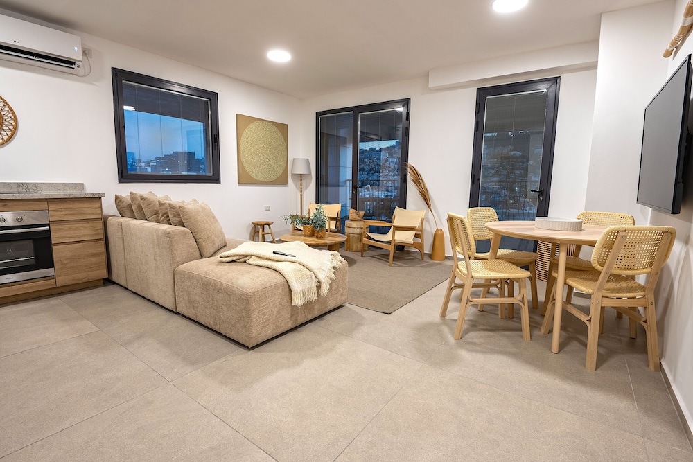 Luxury Apartment, 3 Bedrooms