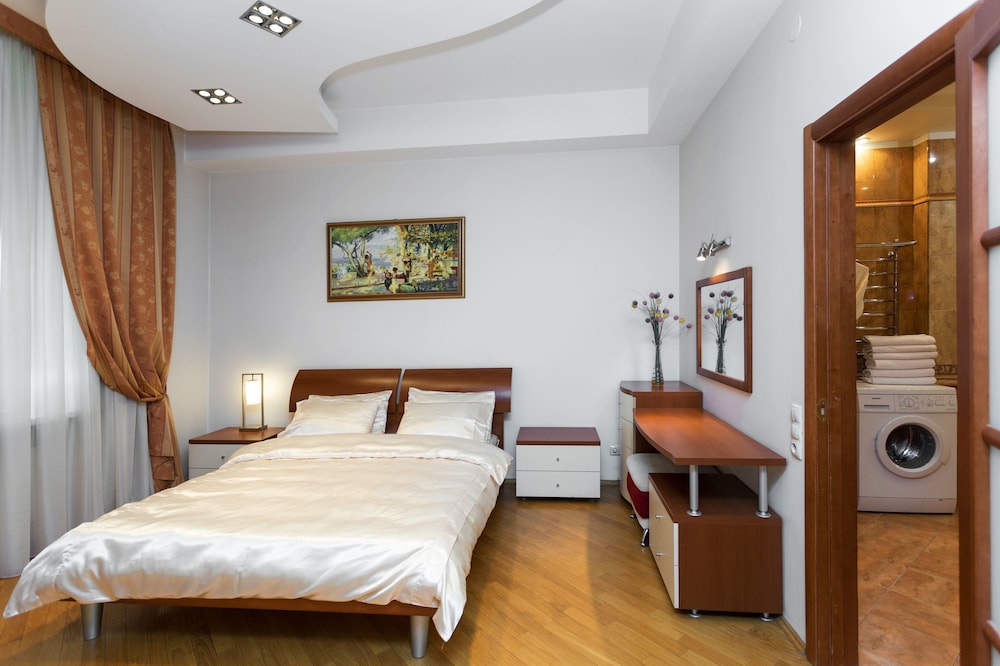 Premium Apartment, 2 Bedrooms (Nezavisimosti 12) photo 1
