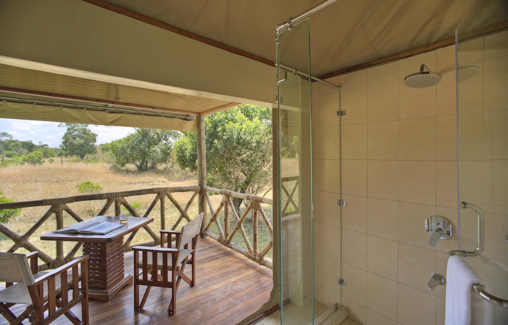Honeymoon Room photo 2