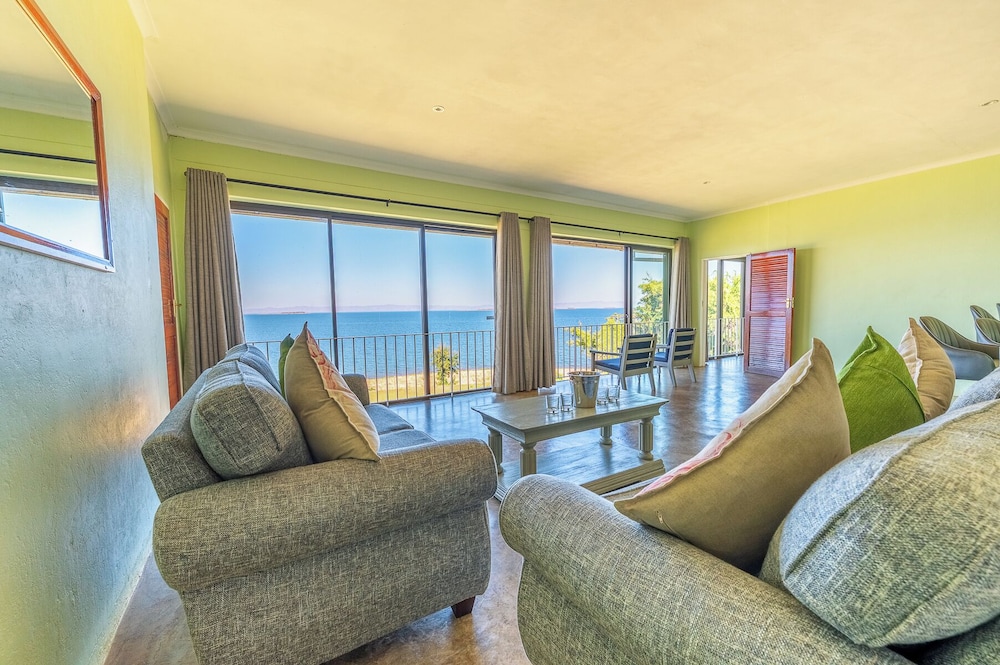 Family Apartment, 3 Bedrooms, Lake View