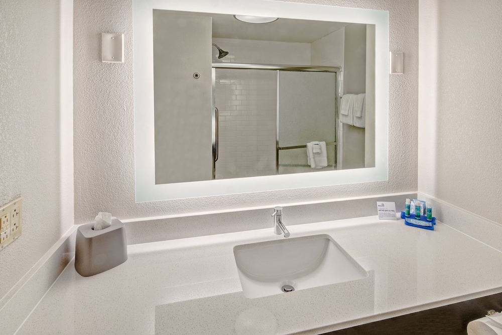 Standard Room - Photo 4
