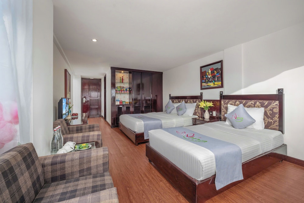 Panoramic Triple Room photo 2