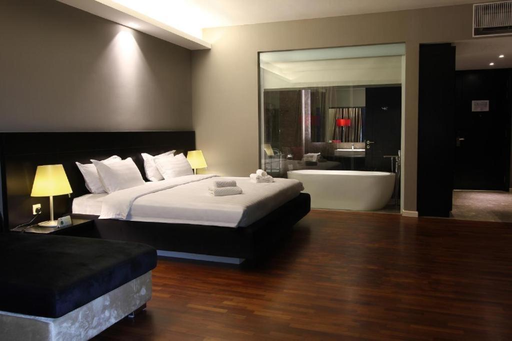 King Suite photo 3