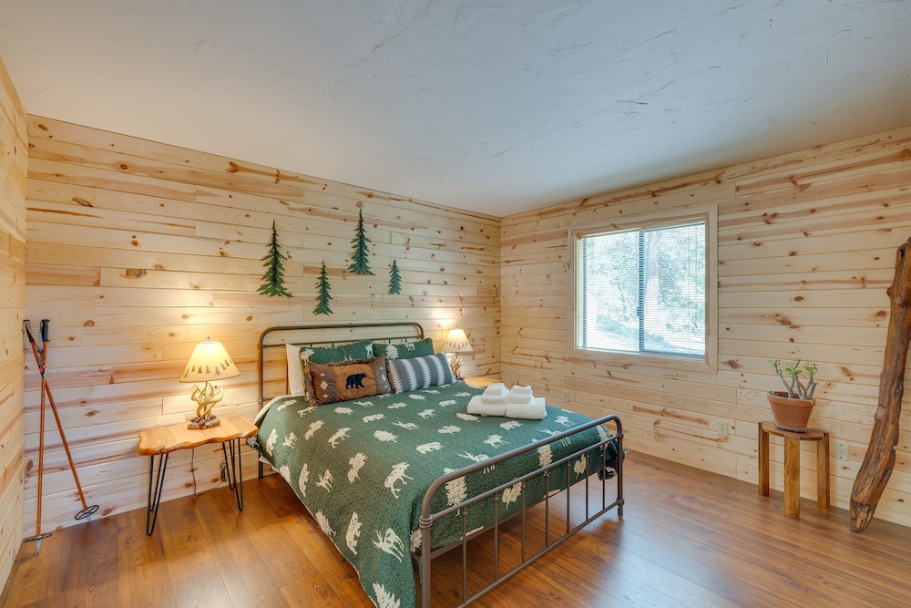 House (2 Bedrooms)
