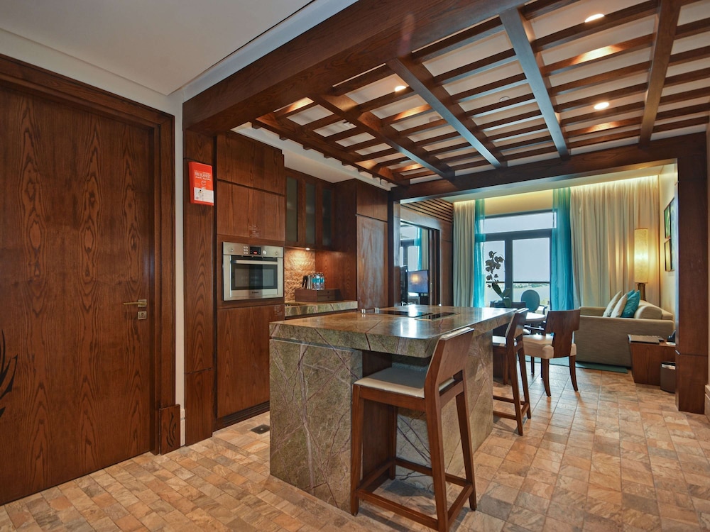 Family Apartment, 1 Bedroom, Kitchen, Sea View thumbnail 5