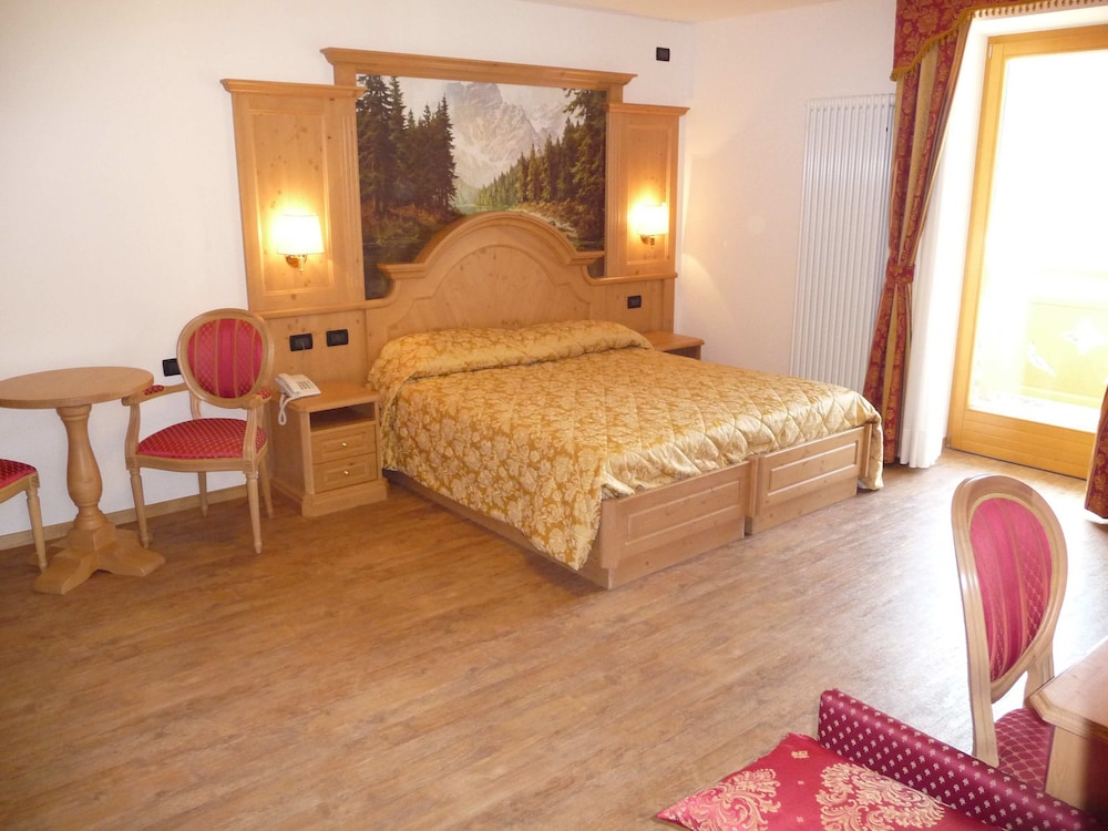 Comfort Double Room, Mountain View photo 1