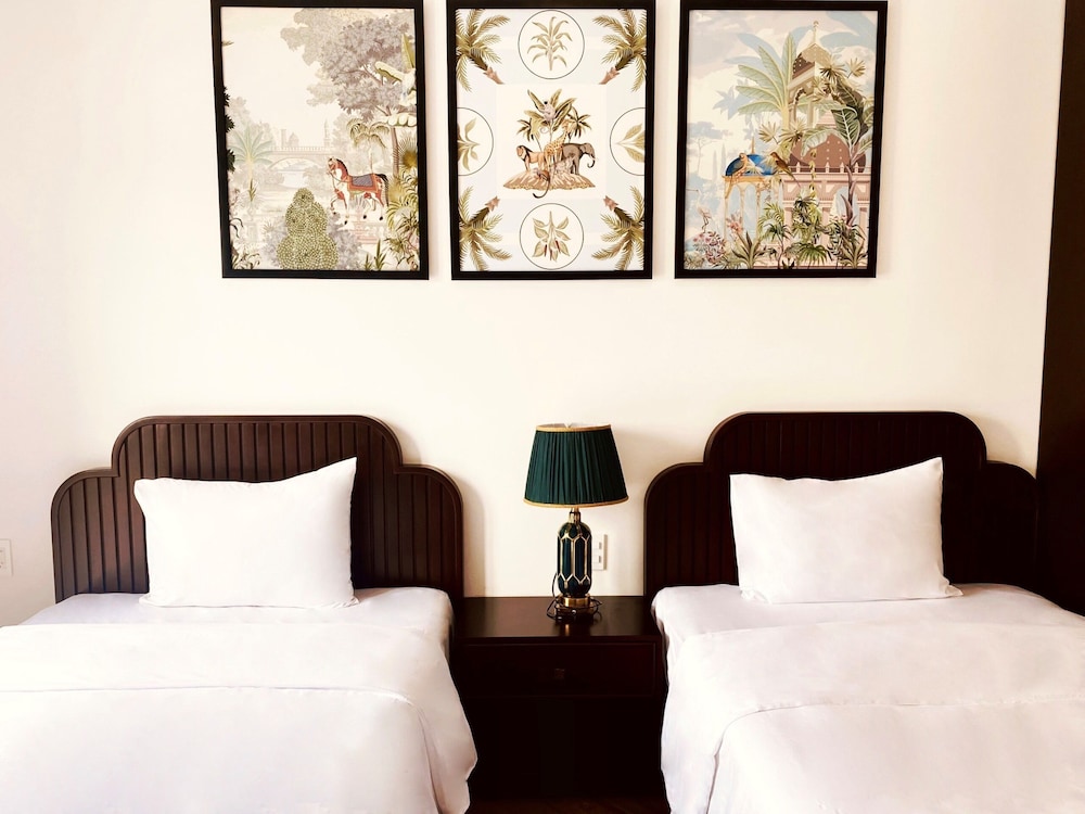 Luxury Twin Room - Photo 2