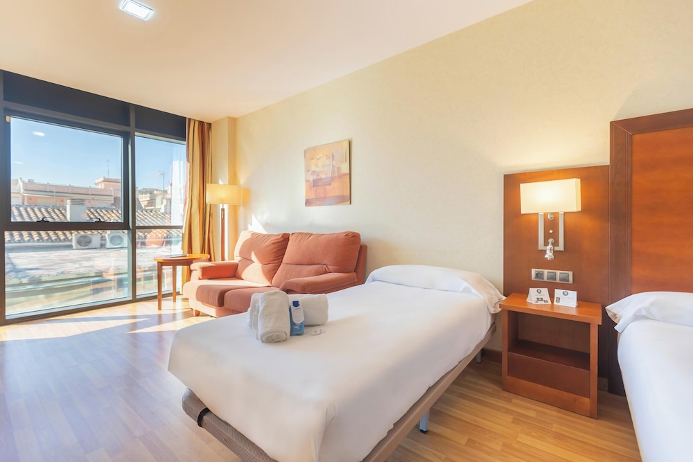 Triple Room - Photo 2