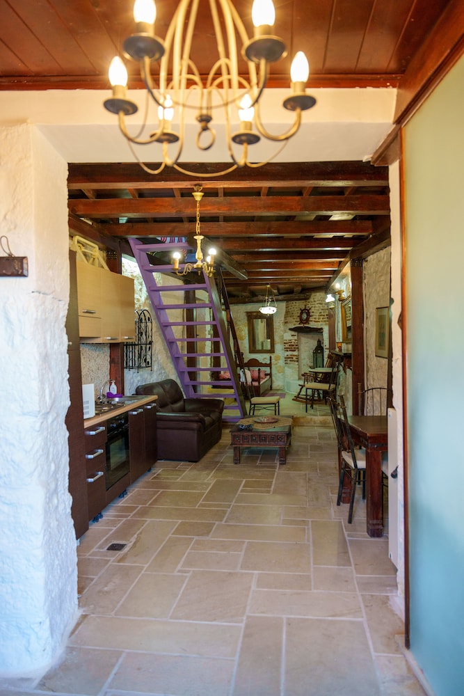 Harmony House photo 1