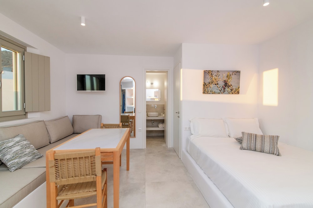 Superior Studio, Sea View