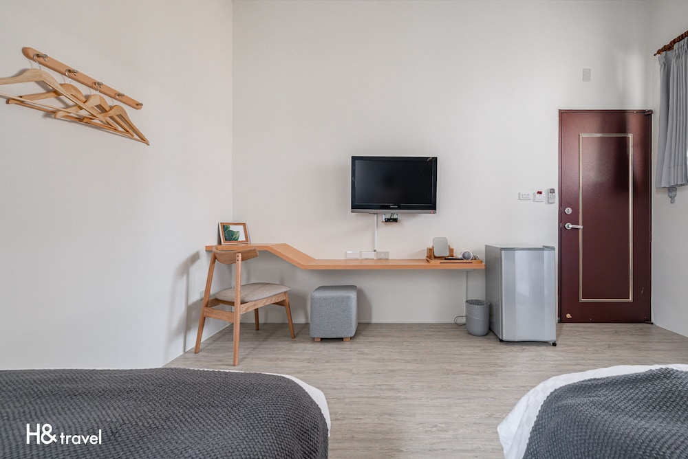 Superior Double or Twin Room photo 3