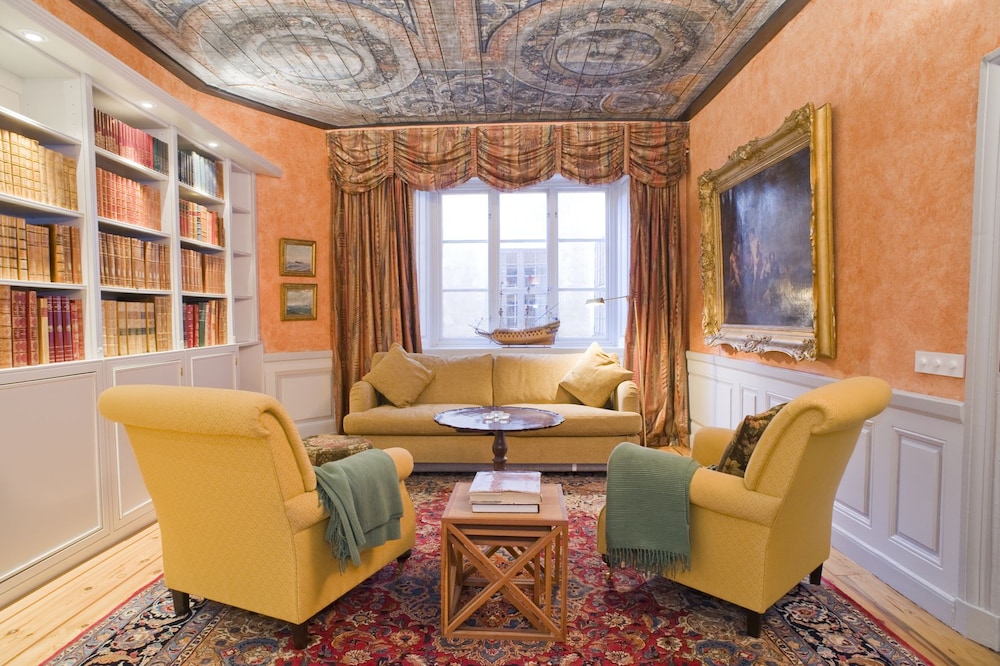 Luxury Apartment, 4 Bedrooms