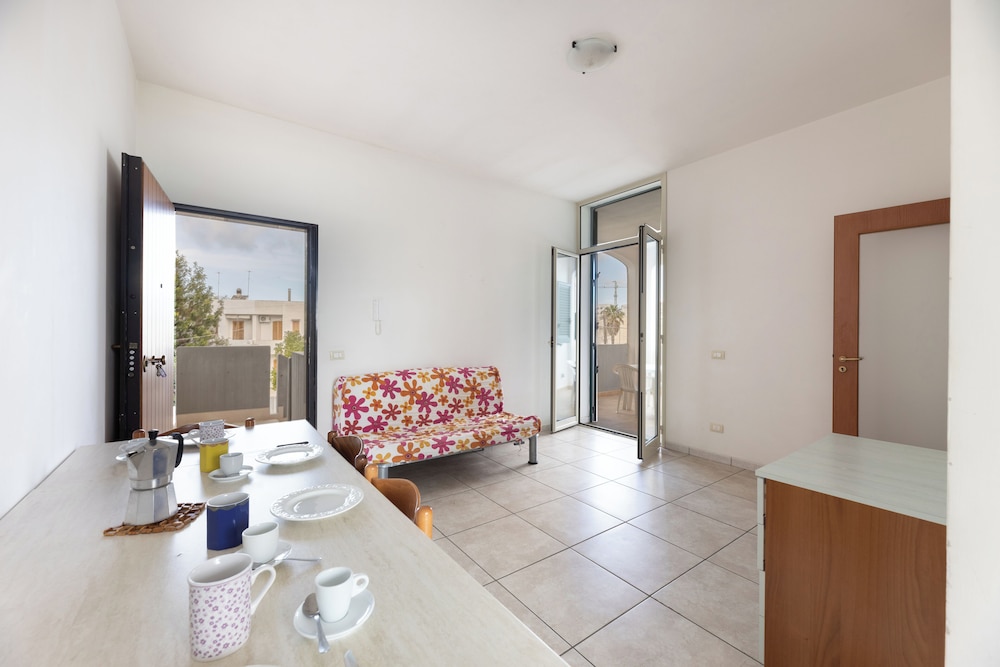 Apartment, Balcony, City View