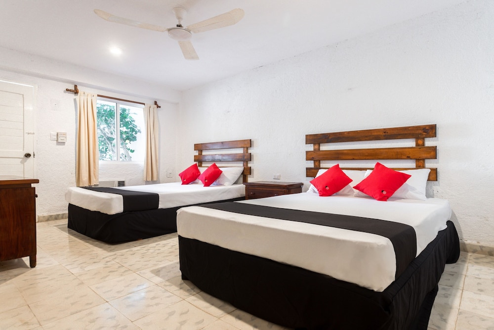 Standard Room, 2 Double Beds photo 1