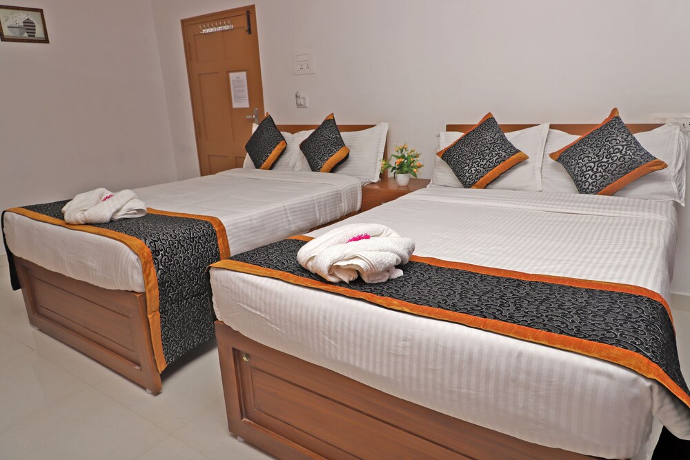 FAMILY AC ROOM photo 2