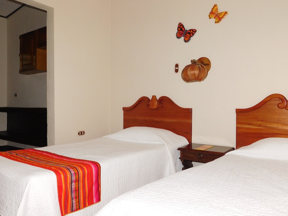 Family Apartment (1 Planta Baja)