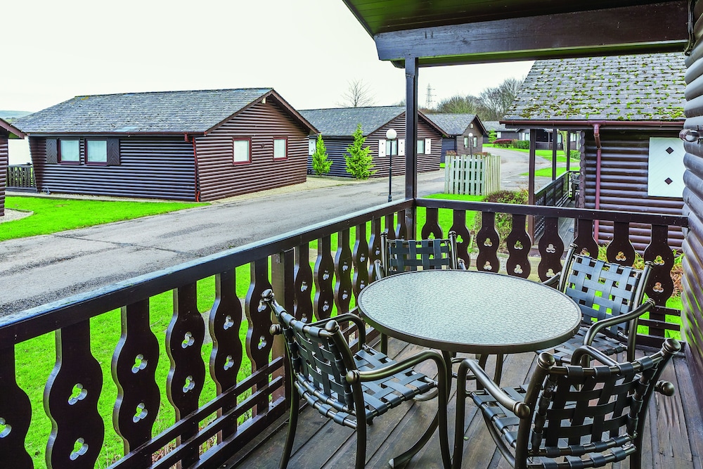 Lodge, 2 Bedrooms - Photo 19