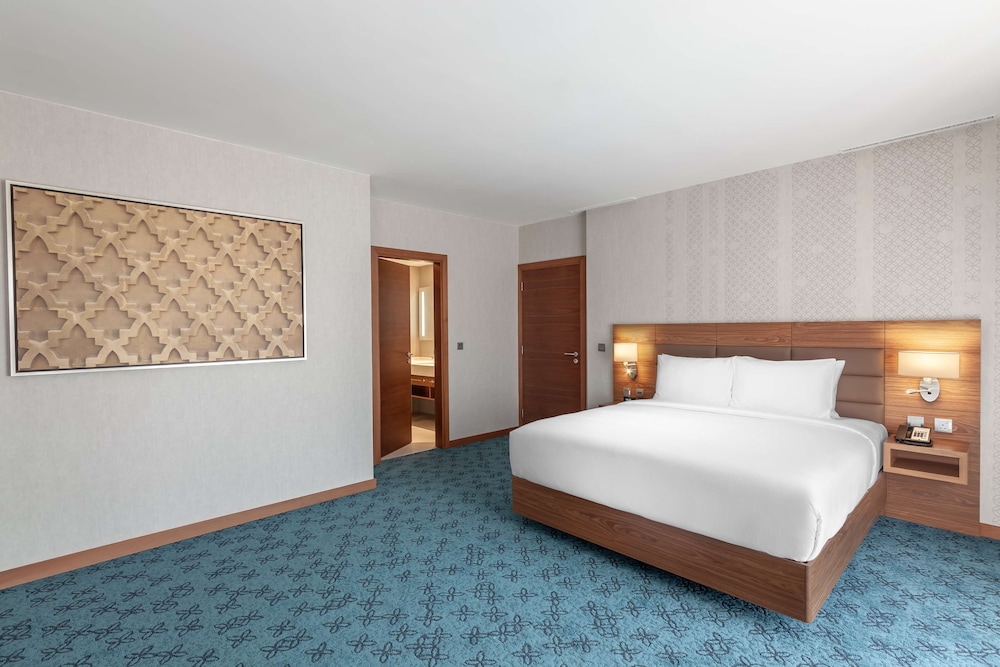 Suite, 2 Bedrooms photo 2