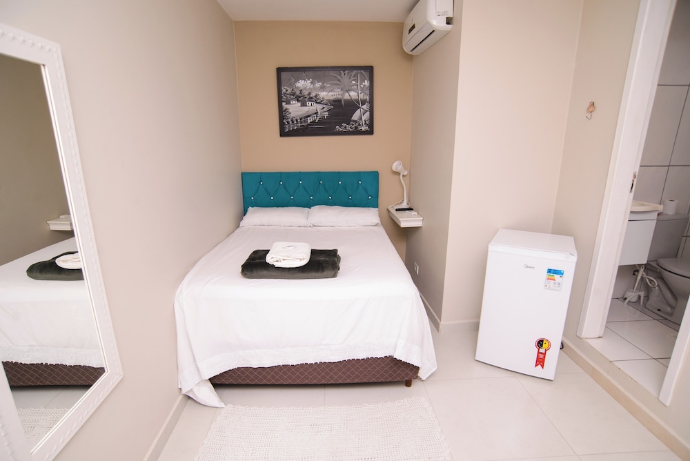 Room photo 2