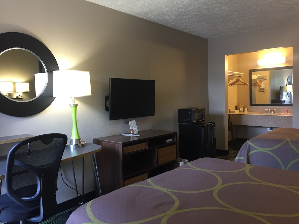 Business Room, 2 Double Beds, Non Smoking - Photo 2