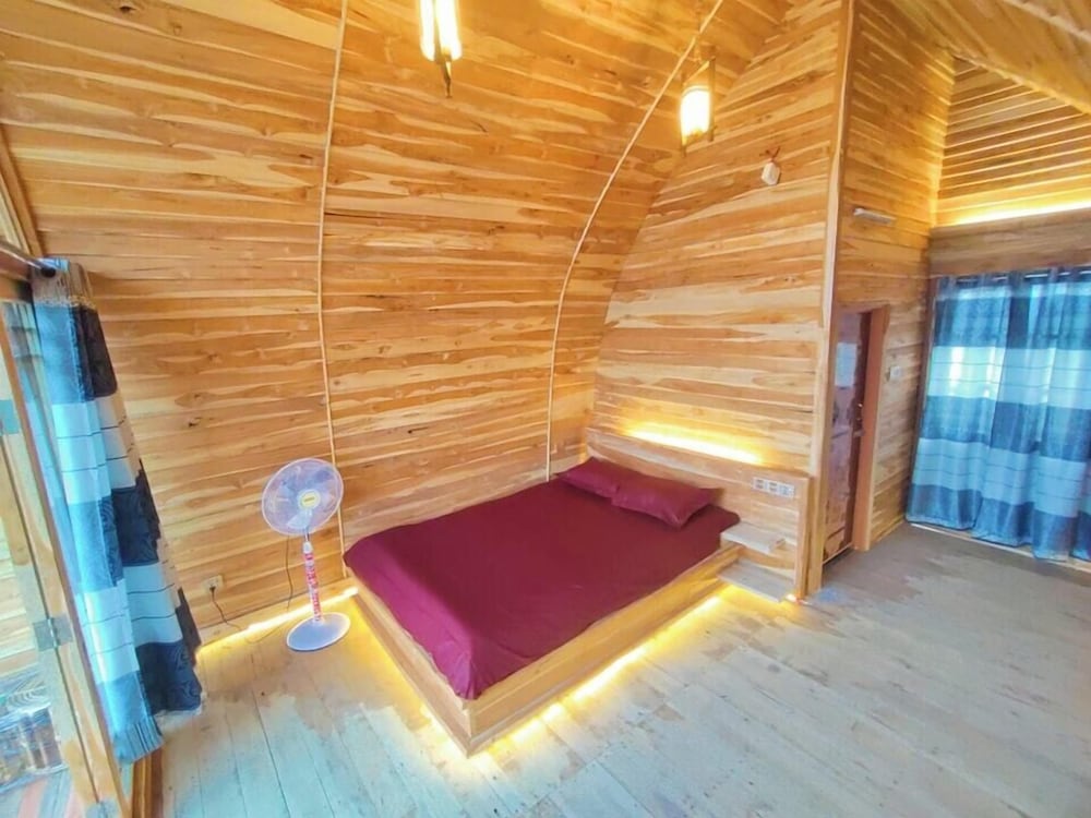 Deluxe Double Room, Hill View
