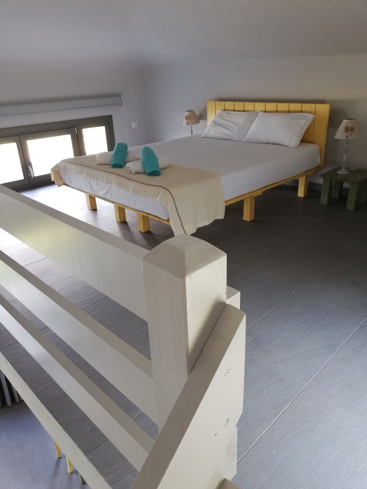 Family House, Sea View