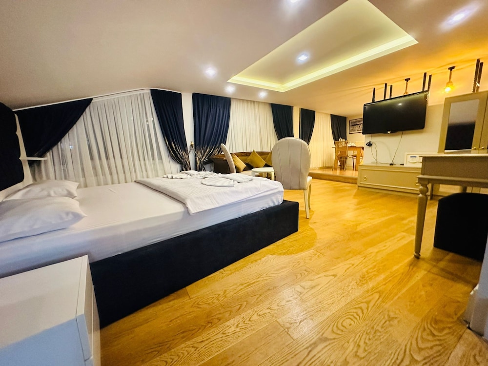 Superior Room, 1 Bedroom, Smoking, Sea View photo 3