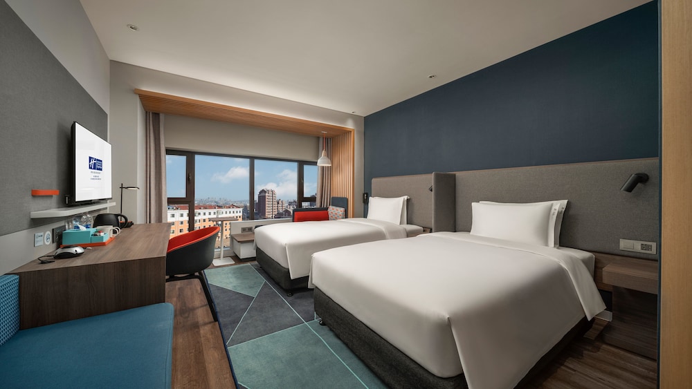 Standard Room, 2 Twin Beds - Photo 1