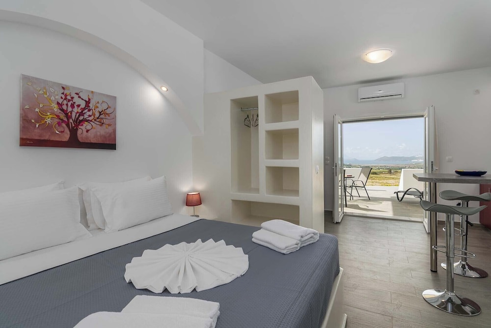 Classic Studio, Balcony, Bay View