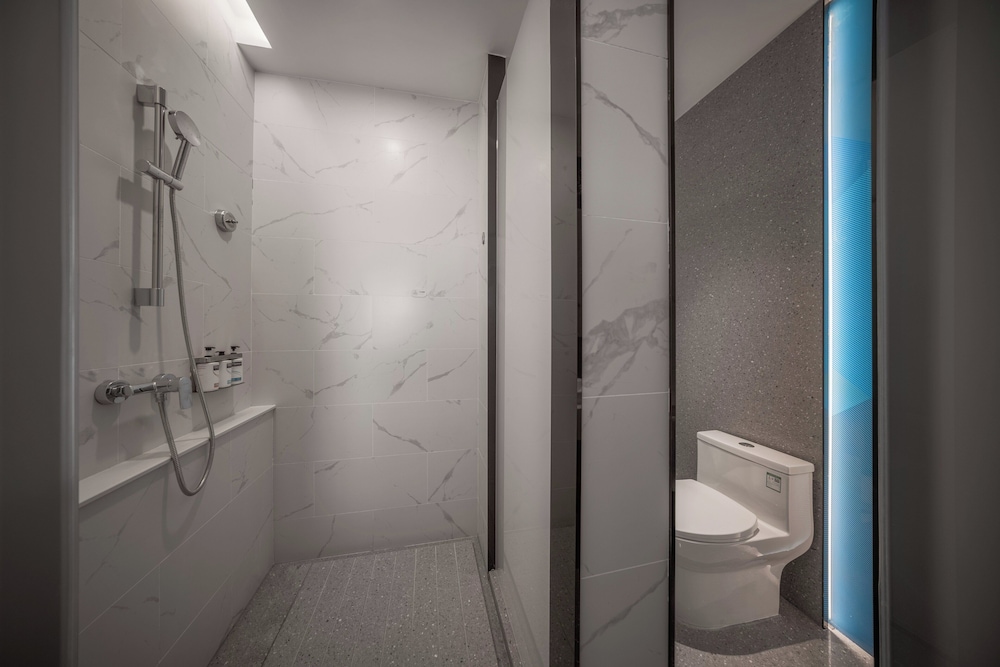 Suite, 1 Bedroom photo 2