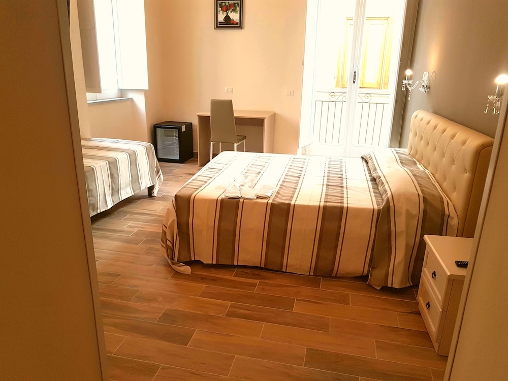 Triple Room photo 2